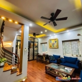 Bán nhà khúc thừa dụ-cầu giấy-43m2-giá  hơn 5 tỷ-ngõ nông -2 mặt thoáng-lô góc-tiện