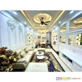 Bán nhà riêng trong ngõ phố trần thái tông quận cầu giấy, giá 5 tỷ nhà đẹp ngõ nông ô tô cạnh nhà.