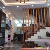 Gần đường, ngõ rộng, linh lang 48 x 5 tầng, mt 4.5m giá 4.4 tỷ