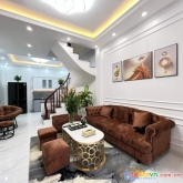 Chỉ 4 tỷ 7, nhà nguyễn chính, kinh doanh, ô tô đỗ cửa, 35m2, 4 tầng, full nt