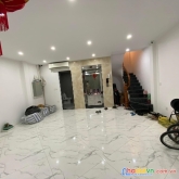 Nhà đẹp_ giá hợp lý ở cầu giấy, 7 tầng thang máy, vị trí cực đỉnh, nội thất sang trọng
