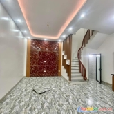 Nhà đẹp lĩnh nam, quận hoàng mai, 5 tầng thoáng sạch, ô tô đỗ cổng chỉ 3,45 tỷ