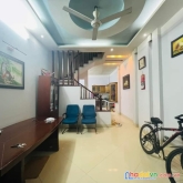 Nhà cầu giấy. ô tô ngõ thông, kinh doanh, 10m ra phố. 50m2 x mt 4.2m chỉ 11.2 tỷ.