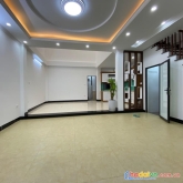 Bán nhà khương trung - thanh xuân - nhà mới kính koong - nhà đẹp - gần hồ điều hòa