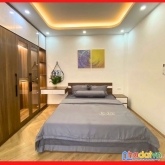 Bán nhà hào nam, đống đa, 30m2, 5 tầng, 3.65 tỷ, căn góc, kinh doanh, nở hậu_lp20