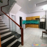 Bán nhà btct trệt 2 lầu 4pn , linh chiểu sau đh ngân hàng 5 x 13.5m shr