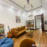 Chỉ hơn 3 tỷ. nhà đẹp đón tết. bán phố mai dịch: 37m2*5t. đủ nội thất. thoáng 2 mặt