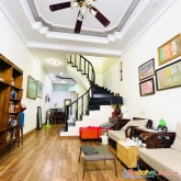 Bán nhà phố quan thổ 1, đống đa, dân xây, ngõ 2.5m, ở thích, 36m2x4 tầng, chỉ 4.8 tỷ