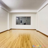 Chính chủ bán phố lạc long quân, cầu giấy diện tích 42m2 giá 4.98 tỷ có thương lượng