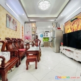 Bán nhà đẹp ở ngay, giáp bát, hoàng mai  48m2, mt 5m, nhỉnh 4 tỷ. là có thật.