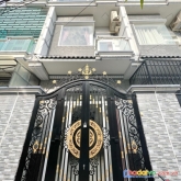 Nhà mới 3 tầng hxh 141 đường tám danh p4q8 giá 5.6 tỷ