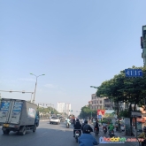 Cho thuê nhà mặt phố nguyên căn, mặt tiền lớn,vỉa hè rộng, thông sàn, q. hoàng mai, 60m2x3t, mt