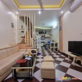 Nhà dân nở hậu phố đội cấn dt 46m2 4t 4.5mmt đẹp 3 ngủ ở luôn giá nhỉnh 4 tỷ lh 0799198898