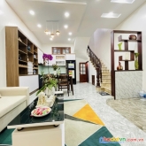Bán nhà mặt ngõ thông - kd - ô tô vào nhà hoàng ngân q.tx 39m mt 6.5m gía 5.4 tỷ