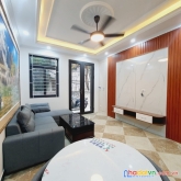 Bán nhà chùa láng 77m2 5t, mt4m. cách ô tô 50m. ngõ ba gác thôn, thoáng. ở ngay. giá 6.5 tỷ.