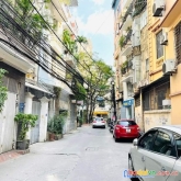 Bán nhà phân lô quan nhân 38m2 chỉ 4.95 tỷ ô tô đỗ ngày đêm, lhcc 0702269986