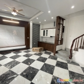 Bán nhà căn góc 4 tầng xây mới độc lập cách mặt đường quang trung chỉ 40m, dt 36m, nhiều tiện ích,