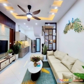 Nhà đẹp trunh tâm quận đống đa dt:36m2 5 tầng mt:3.8m 3 phòng ngủ chủ tặng fun nội thất xịn sò -