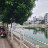 Bán nhà mặt hồ tai trâu, ngọc lâm, long biên, đẹp long lanh, ở tuyệt vời.