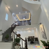 Bán nhà lô góc cực đẹp ngõ đê la thành 40m2 4 tầng mặt tiền 4m giá 5.2 tỷ