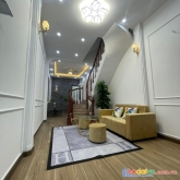 Bán nhà để ở tân mai, hoàng mai, gần phố, 15m ra ô tô , 4 tầng, 4 ngủ hơn 3 tỷ,
