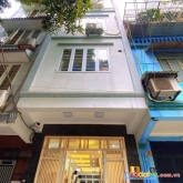 Chủ bán nhà đê la thành , đống đa diện tích 49m2 giá 10.1 tỷ có thỏa thuận