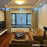 Bán nhà cầu giấy, gần phố, ngõ vip, 10m ra ô tô tránh, nhà đẹp 6 tầng, giá chỉ 5,80 tỷ