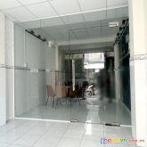Cho thuê nguyên căn 3.8x18m mt đường lê quyên p4q8 giá 17tr