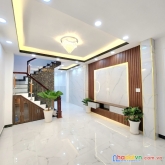 Nhà nở hậu 2 tầng xây mới hẻm 314 âu dương lân p3q8. giá 5,6 tỷ tl