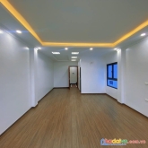 Bán nhà hoàng quốc việt 62m2 - phân lô - ngõ thông - gara ô tô - thang máy - ô tô tránh - vỉa hè -