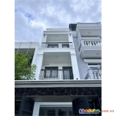 Cần bán gấp nhà , hẻm 3m , trần xuân soạn quận 7 , 60m2 3 tầng chỉ 6,4 tỷ