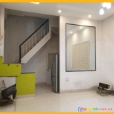 Giá đầu tư hào nam gần phố dt 39m2 x 3 tầng, mt5m, giá 3.49 tỷ.