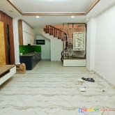 Bán nhà trương định gần chợ mơ. ngõ nông gần phố. 30m x 5 tầng. 3.95 tỷ có thương lượng
