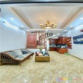 Bán nhà võ thị sáu, 4 tầng đẹp lung linh. 35m2 x 4 tầng,150 tỷ có thương lượng