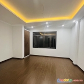 Đống đa, 3.35 tỷ, mới, ở ngay, 5 tầng, gần phố, dân trí cao, ngõ ba gác tránh