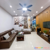 Siêu phẩm  bán nhà trương định hai bà trưng 33mx5 hơn 2 tỷ.