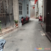 Bán nhà hà cầu hà đông dt; 46m2. 2 tầng. mt; 4,5m giá 3,8 tỷ. ngõ rộng. đầy đủ tiện ích .