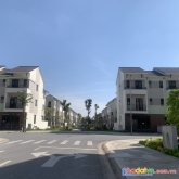 Căn góc hàng hiếm trục chính đối diện công viên lớn giá rẻ tại centa city từ sơn
