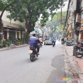 Bán nhà thoáng, hướng đẹp gần ô tô, kinh doanh, 1136 phố láng 35m²x5tầng. giá 4tỷ2.