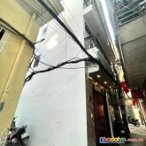 Tụt huyết áp bán nhà yên hòa 42,6m2 5 tầng mới đẹp mặt ngõ, lô góc, ô tô hạ nhiệt chỉ 5.45 tỷ có