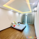 Phố vip quan nhân - thanh xuân. giá chỉ 4.5 tỷ có nhà 35m2 x 5 tầng xây mới, lô góc