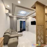 Nhà 2 tầng mới hẻm dương bá trạc p1q8. giá 3,1 tỷ bớt lộc