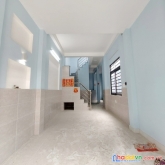 Nhà thuê căn góc 3tầng (nở hậu) sát mt tuy lý vương p12q8