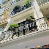 Cho thuê nhà #trung_hòa, cg. 62m2. 5 ngủ 5 điều hòa. phòng cực rộng. sàn gỗ. 16tr/tháng