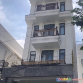 Bán căn nhà hướng đông đường số 10 phường an khánh- quận 2. dt: 5 x 18( 4 tầng). giá: 17,2 tỷ