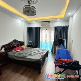 Bán nhà 6 tầng, 40m2, mặt tiền 4m, 50m ra đường ngọc hồi, ô tô vào nhà