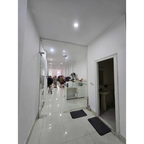 Bán nhà mặt phố thái hà. đống đa. thang máy. ô tô. vỉa hè. dt 133m2. mt 3,7m. giá 63,5 tỷ.