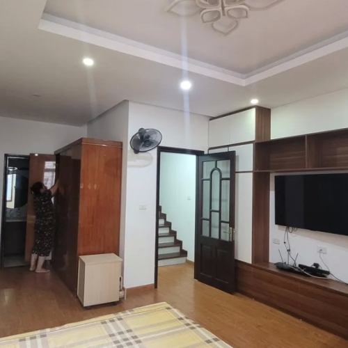 Bán nhà nhân hòa. thanh xuân. ô tô. dt 43m2. mt 4,8m. 5 tầng. giá 14,4 tỷ.