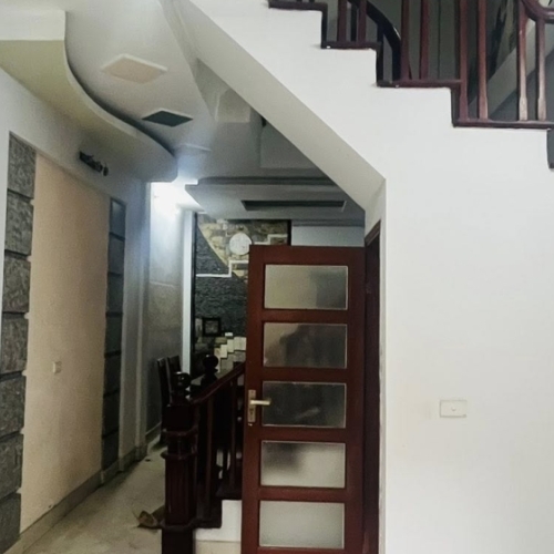 Nhà yên hòa - phân lô 3 gác tránh- 2 nhà ra phố - ngõ thông kinh doanh