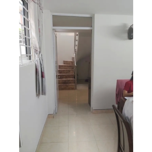 Bán nhà thụy phương. bắc từ liêm. lô góc. ô tô. dt 45m2. mt 3,3m. 2 tầng. giá 5,76 tỷ.